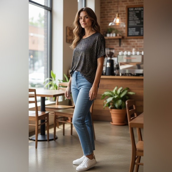 LuLaRoe Tops - LuLaRoe Elegant Irma Top size XL